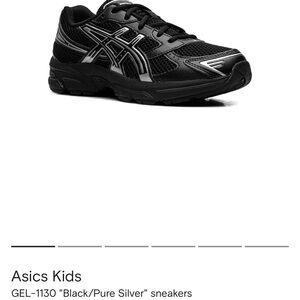 Asics Kids Black and Silver GEL-1130 Sneakers